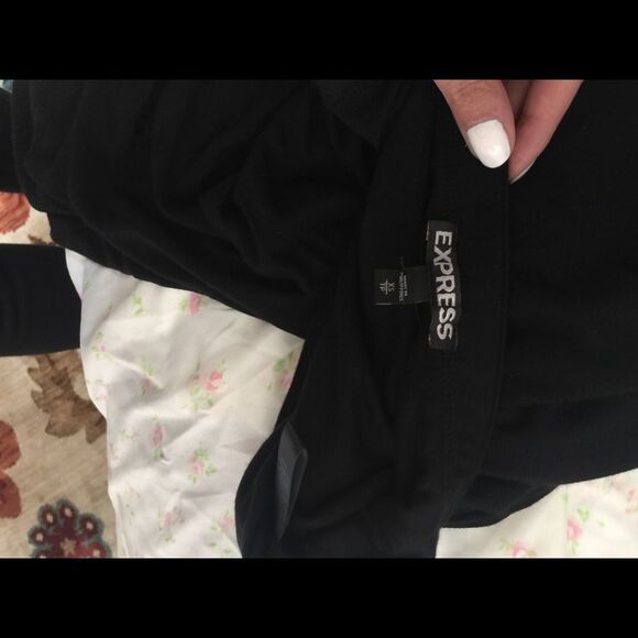 Black express wrap skirt - Picture 4 of 4